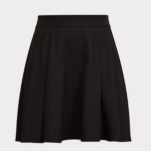 TORRID 3 BLACK PLEATED SKATER SKIRT